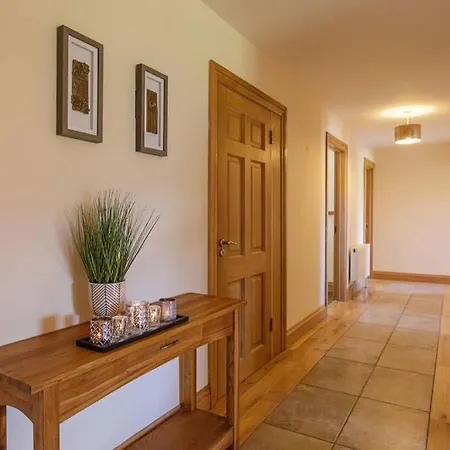 Waterville Four Bedroom Holiday Home *