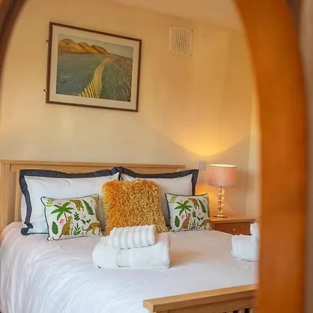 Waterville Four Bedroom Holiday Home 펜션 워터빌